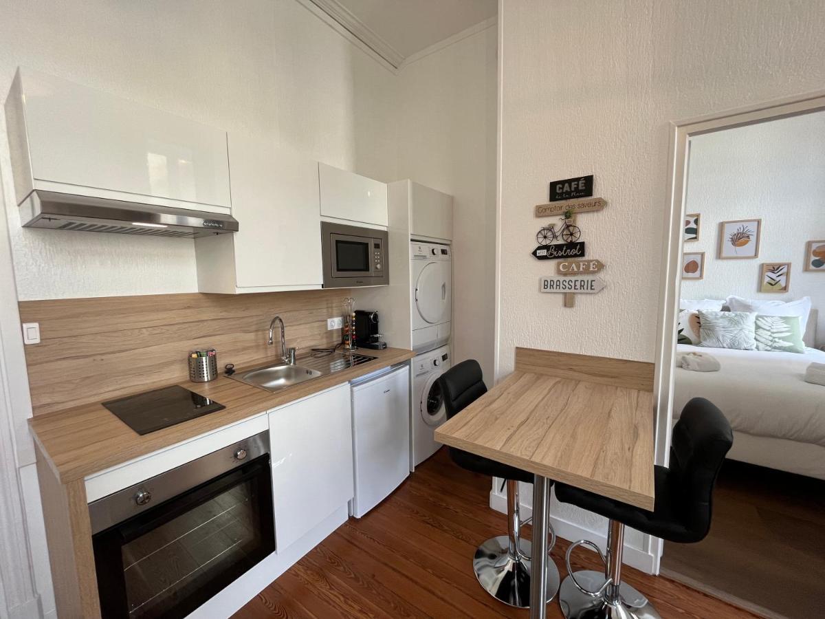 Paon, Coquet Appt Avec Parking A Caen Apartment Exterior foto